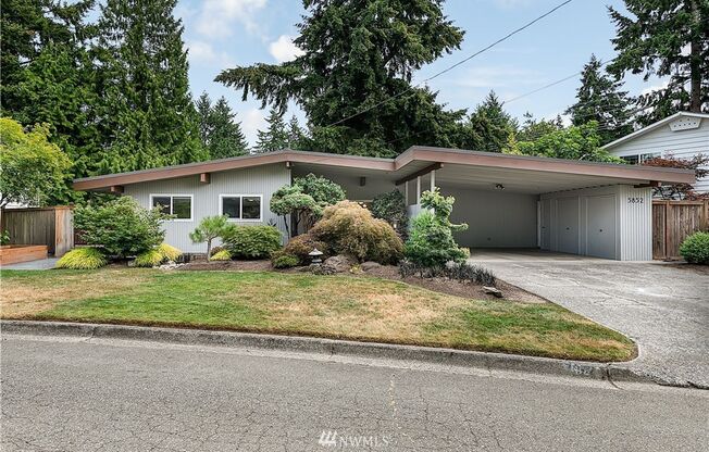 Newport Hills 3bed/1bath Home!