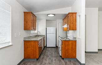 Erin Court Apartments - Call today for a tour !