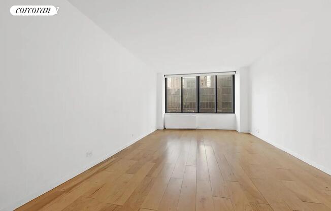 1 bed, 2 baths, 948 sqft, $5,500, Unit 12B