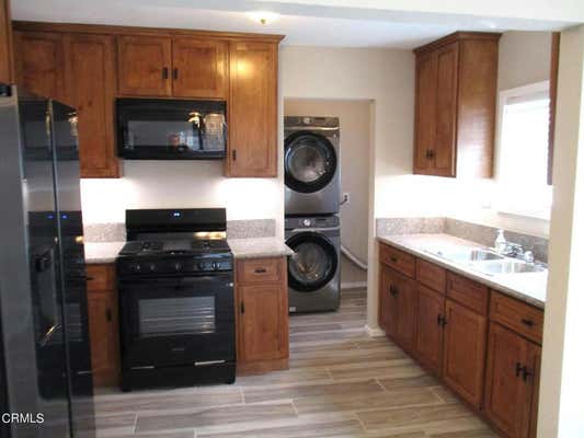 2 beds, 2 baths, 1,047 sqft, $2,975, Unit 1/2