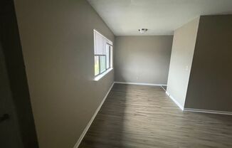 2 beds, 1 bath, 604 sqft, $729, Unit 43 B