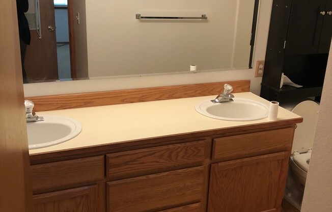 2 beds, 2 baths, 1,250 sqft, $1,995, Unit 2262