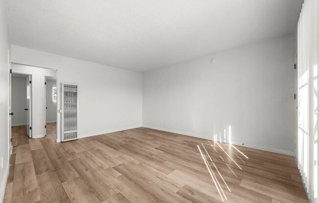 2 beds, 1 bath, 875 sqft, $1,688, Unit 7a