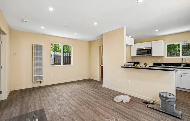 1616 1/2 E 89 ST