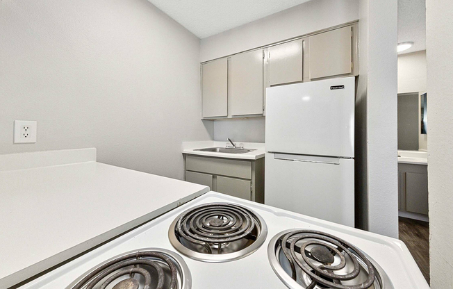 Experience the ease of cooking in this well-designed, contemporary kitchen space.