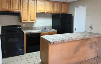 1 bed, 1 bath, 600 sqft, $850, Unit #3