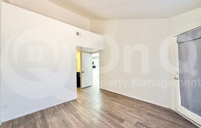3 beds, 2 baths, 1,088 sqft, $1,700, Unit 284