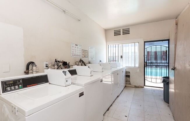 1 bed, 1 bath, 750 sqft, $1,845, Unit 32