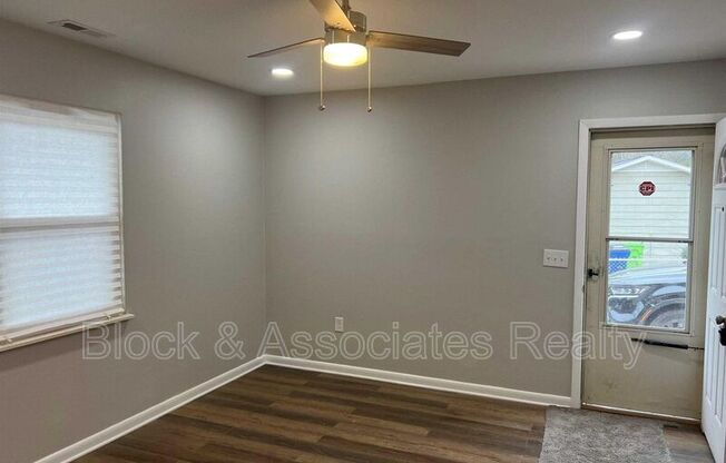 1112 HAZELNUT DR