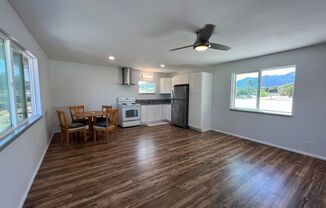 2 beds, 1 bath, $2,700