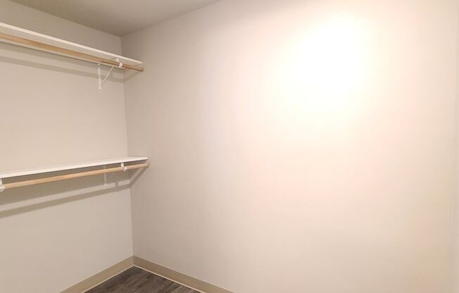 1 bed, 1 bath, $1,050, Unit 109