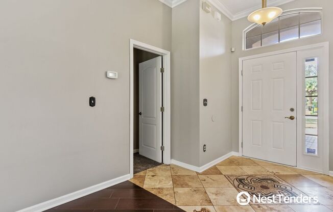 Gorgeous Five Bedroom Northside Beauty!