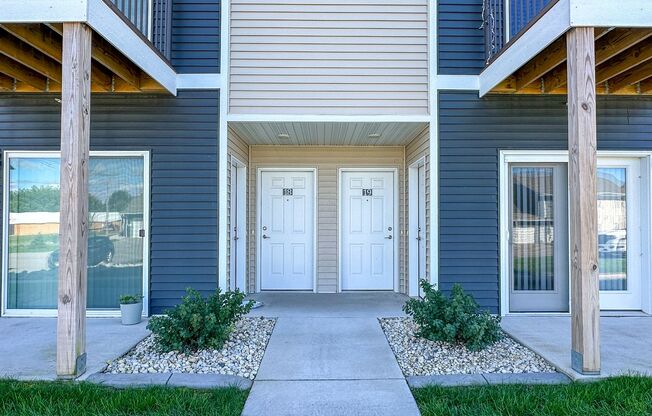 3 beds, 2 baths, 1,165 sqft, $1,540, Unit HO 123-15