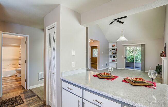 Lexington Apartments