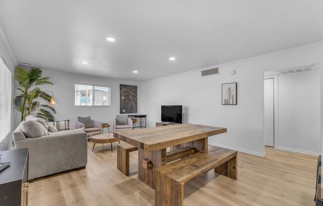 Modern 4BR Scottsdale Home w/ Guest Suite, EV Charger, Huge Backyard & Splash Pad