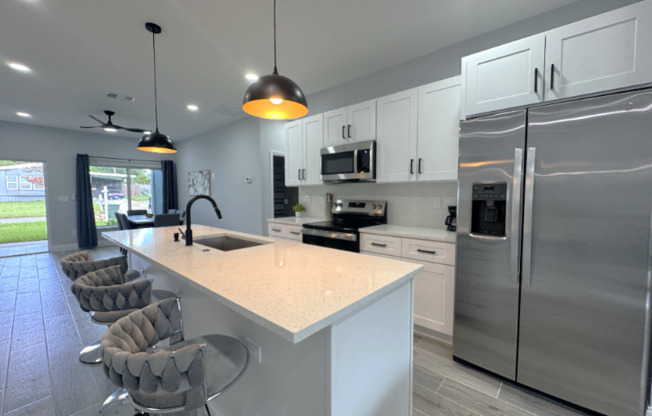 272 DIOGENES ST