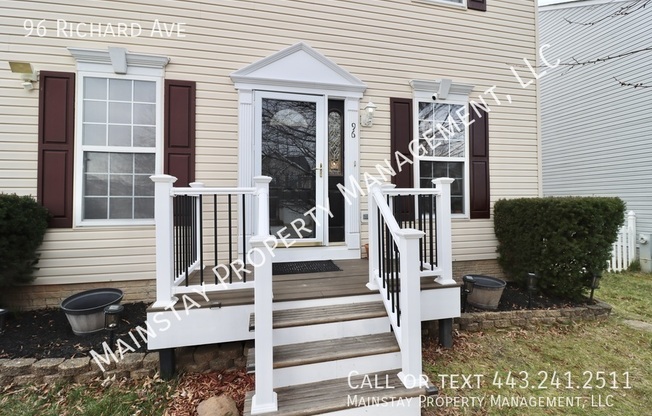 96 RICHARD AVE