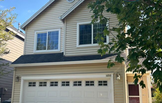 Bethany - Desirable Kaiser Woods / Beautiful 4 Bedroom Home, Central Air, New Everything!!!
