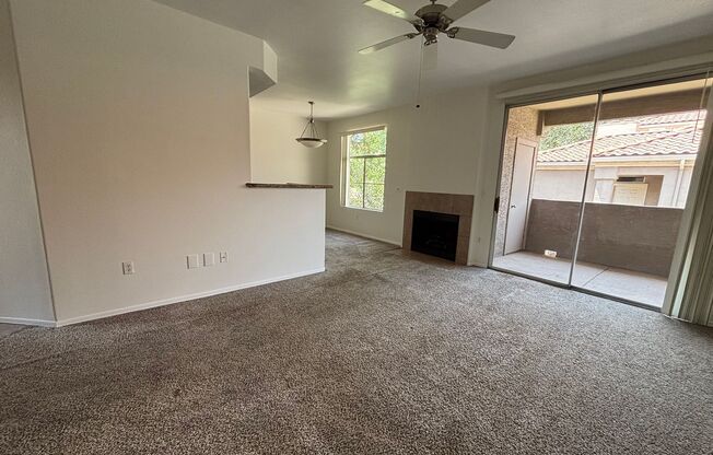 3bd, 2bth 2nd level Condo