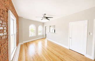 1 bed, 1 bath, 700 sqft, $1,995, Unit 401