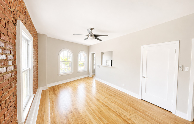 1 bed, 1 bath, 700 sqft, $1,995, Unit 401