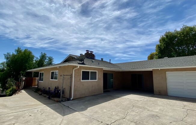 Beautiful, Upgraded, Private 4 Bedroom 2 Bath House w/2 Car Garage in La Mesa