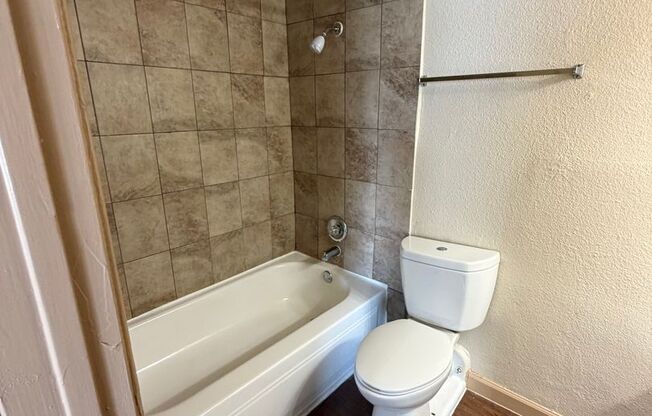 1 bed, 1 bath, 682 sqft, $925, Unit 706