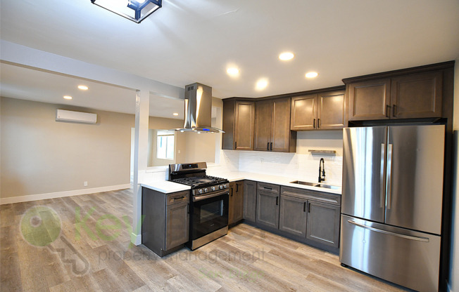 2351-53 Modesto St