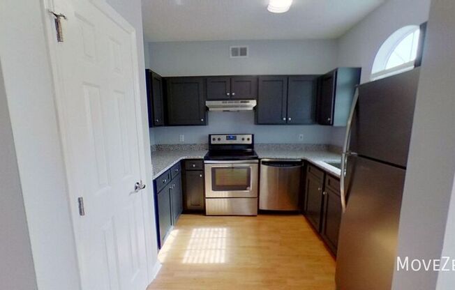 725 BRAGG DR