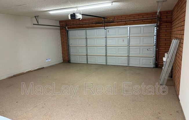 1221 E WATSON DR