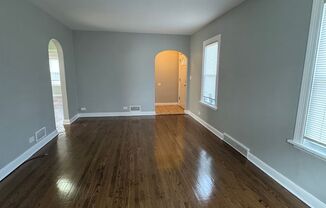 3 beds, 1 bath, $1,600