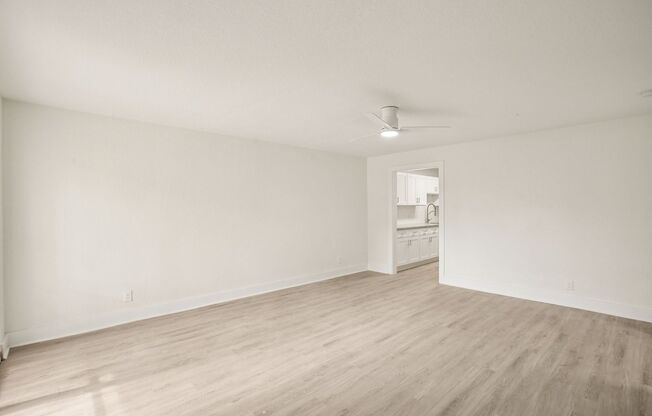 2 beds, 2 baths, 992 sqft, $1,675