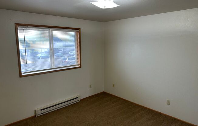 2 beds, 1 bath, 763 sqft, $1,350, Unit 2426-08