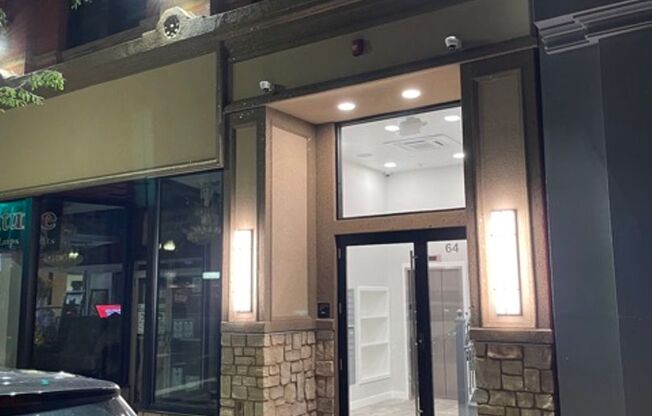 Studio, 1 bath, 9,999 sqft, $1,595, Unit 64-406