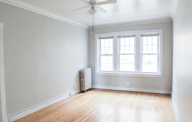 2473 W GUNNISON