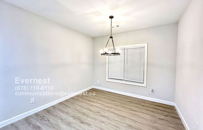 2935 LAUREL LN