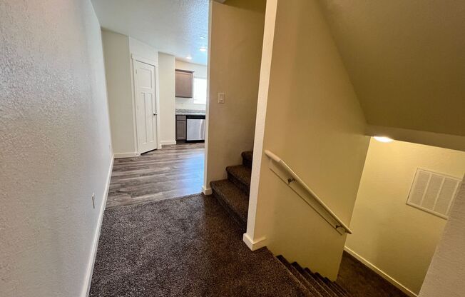 3 beds, 2.5 baths, $1,775, Unit # 22 B