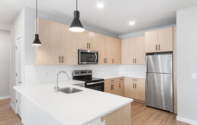 2 beds, 2 baths, 1,084 sqft, $2,525, Unit 1102