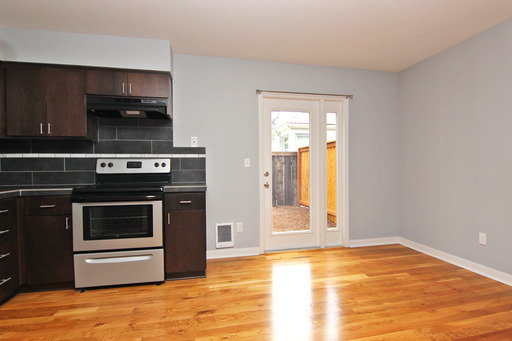 Peninsula Park Apartments