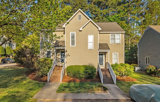 Fantastic End-Unit Townhome Available Now!