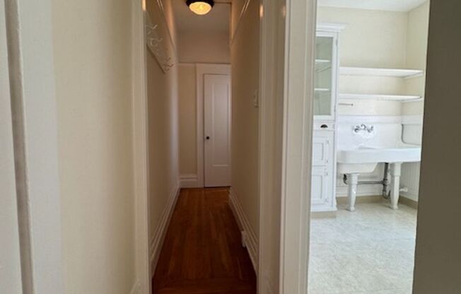 Studio, 1 bath, 340 sqft, $2,095, Unit 23