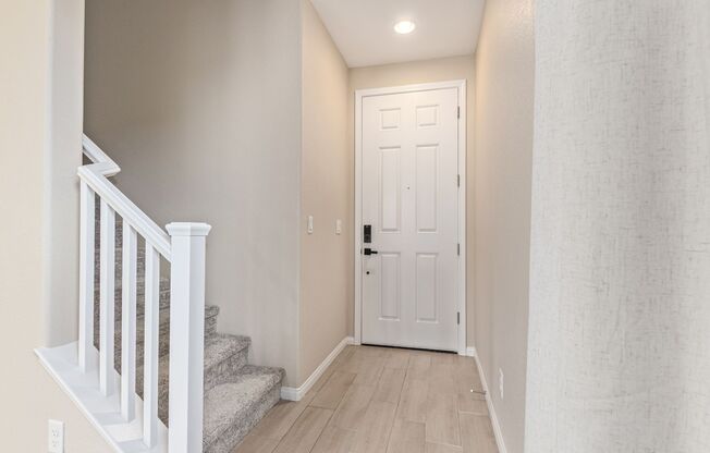 Fully Furnished 3 bedroom home!