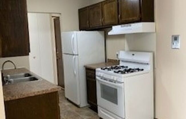 2 beds, 1.5 baths, 1,100 sqft, $1,380, Unit 368