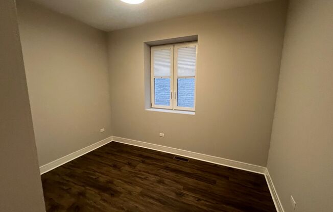 4 beds, 2.5 baths, 1,500 sqft, $4,900, Unit 927-104