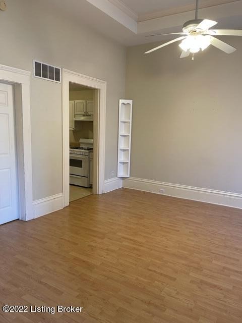 1504 WINTER AVE