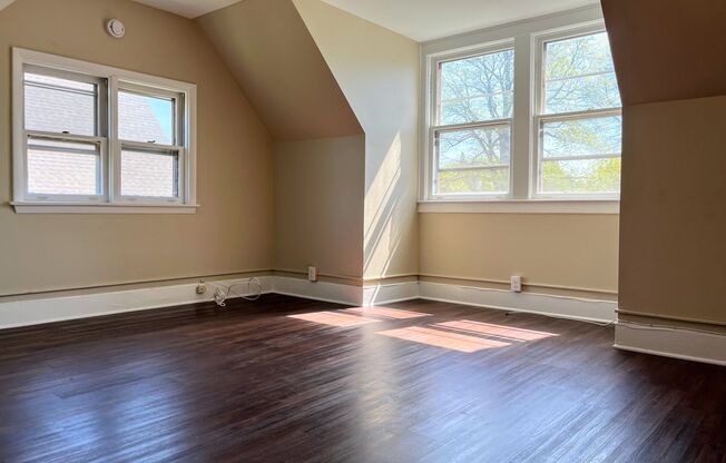 400 Linwood Avenue