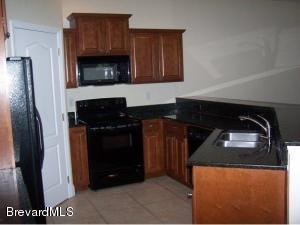 2 beds, 2 baths, $2,450