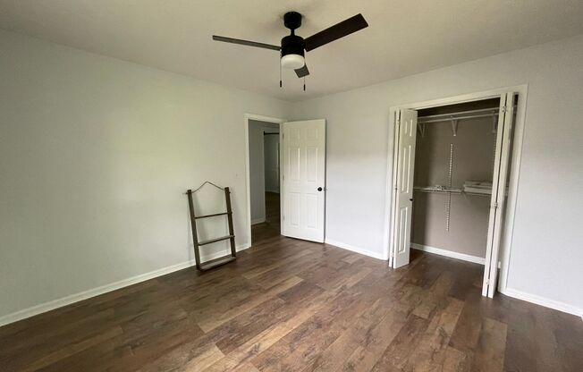 3 beds, 2 baths, $1,700