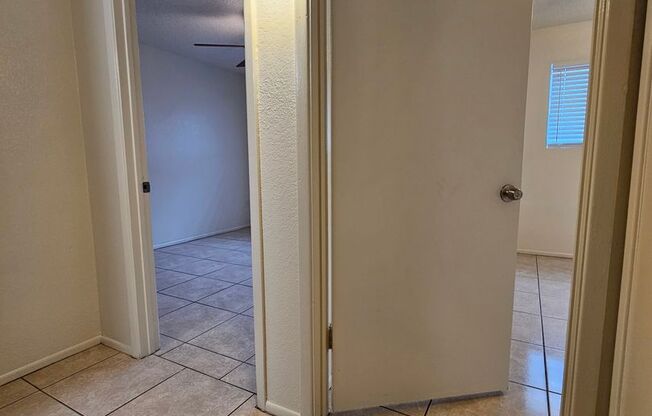 2 beds, 1 bath, 880 sqft, $1,125, Unit 111