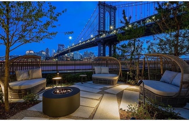 2 beds, 2 baths, 1,123 sqft, $8,450, Unit 25M
